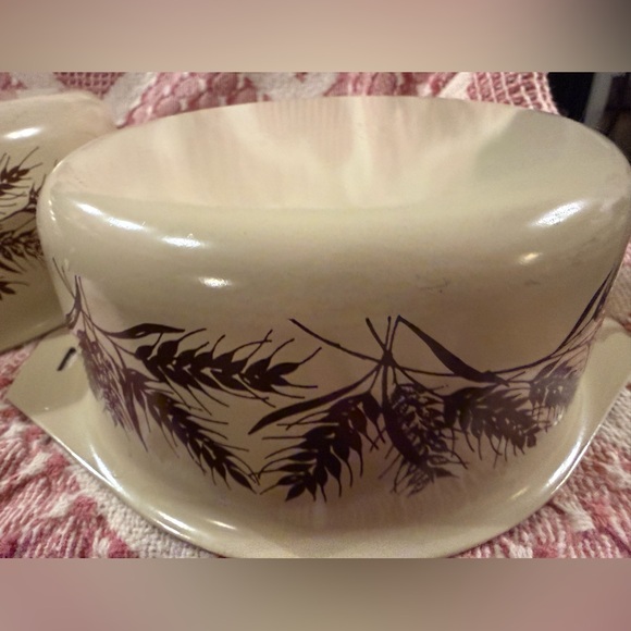 Vintage Multiware Enamel Pots - Picture 5 of 9